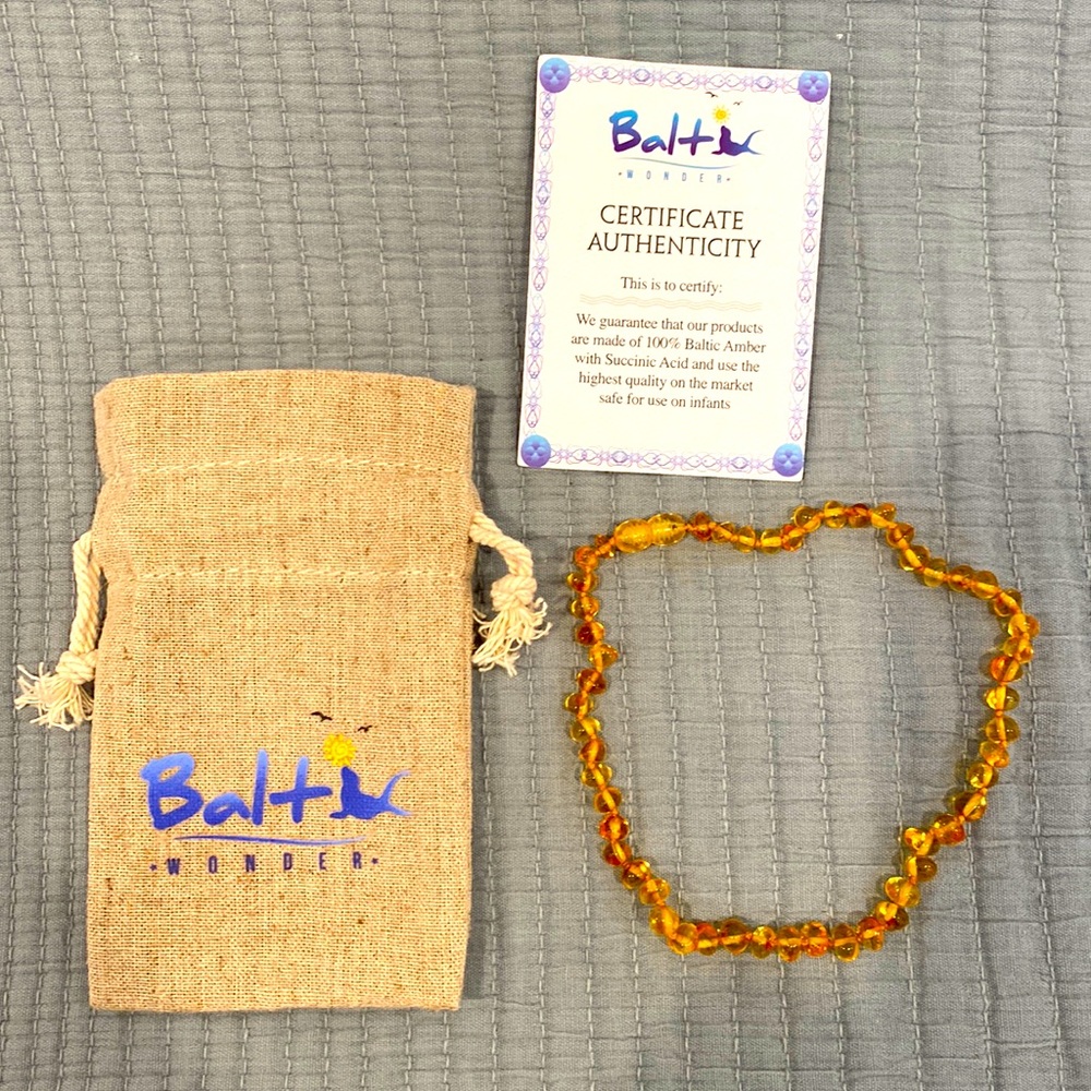 Infant teething necklace
